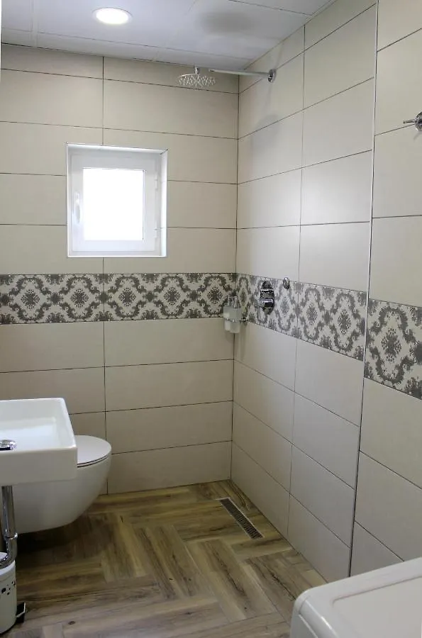 2V1 - Myslym Shyri Apartment Tirana